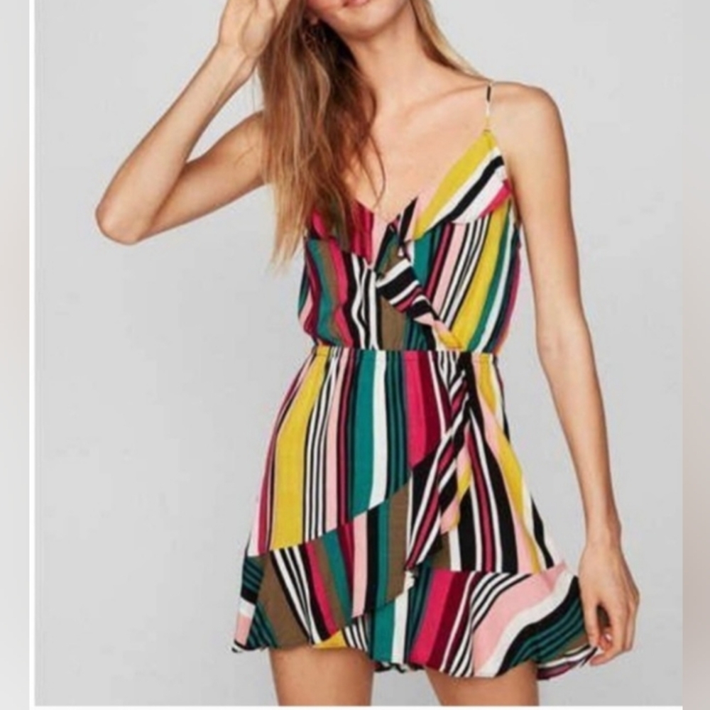 LIKE NEW Express Large Above Knee Dress